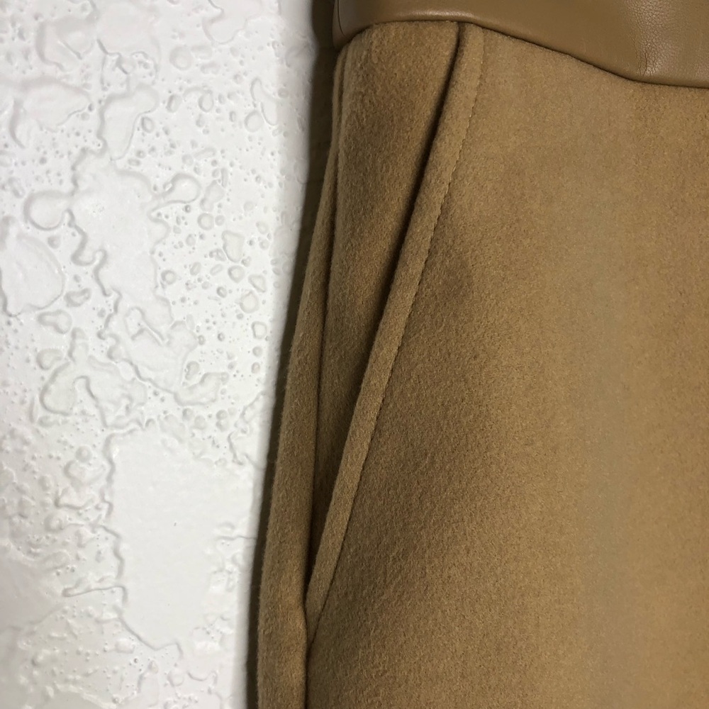 Cabi Heritage camel tan faux leather waist skirt size 4 #8008 - Picture 6 of 16
